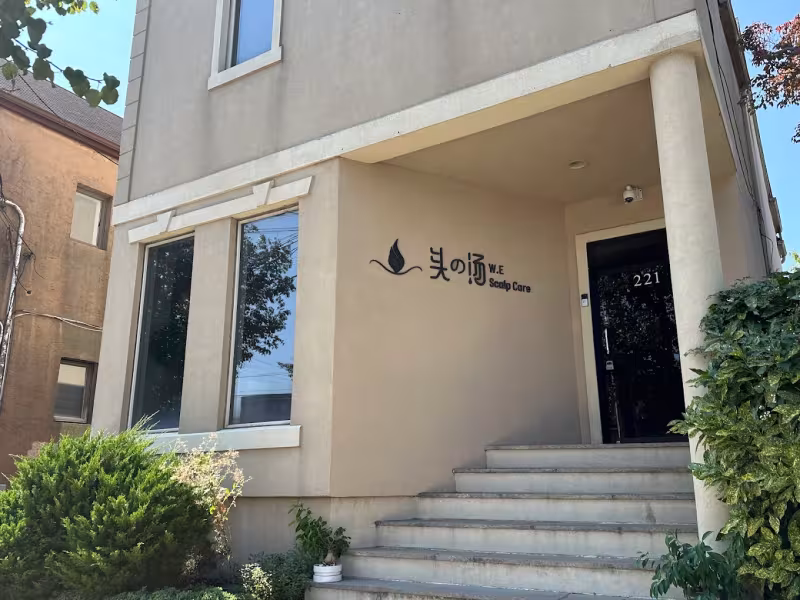W.E Scalp Care