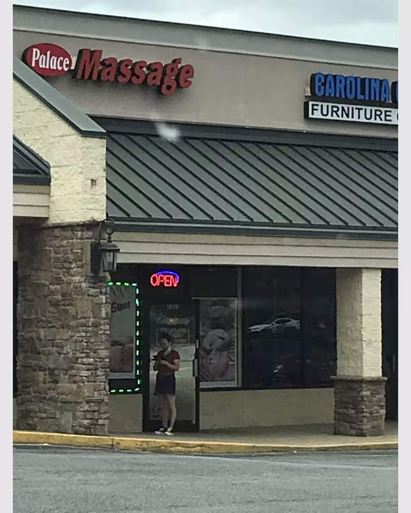 Palace Massage