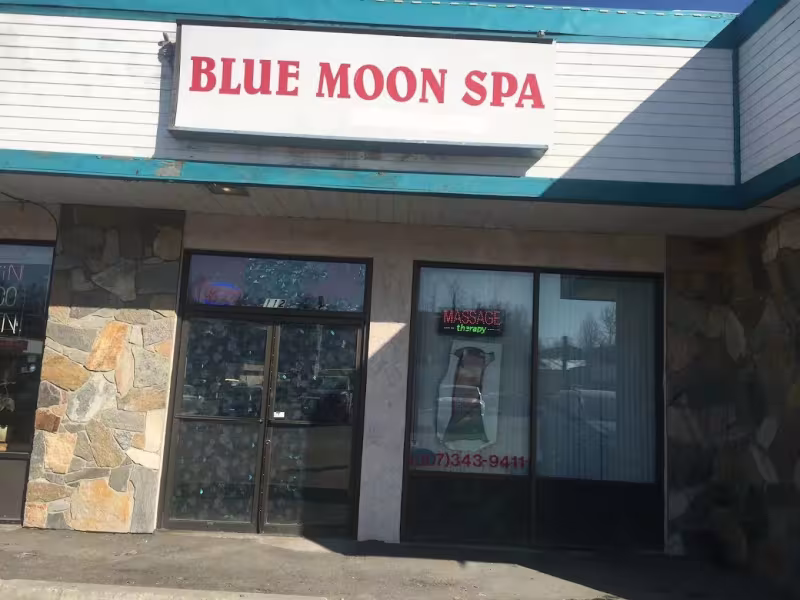 Blue Moon SPA