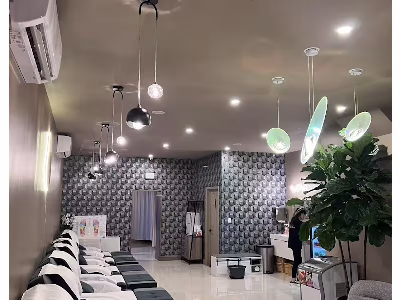 Golden Foot Spa