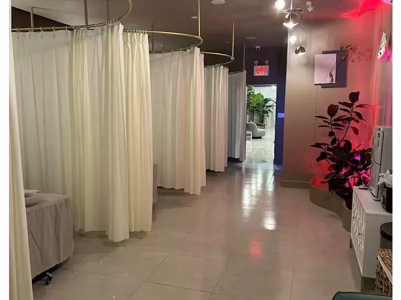 Golden Foot Spa