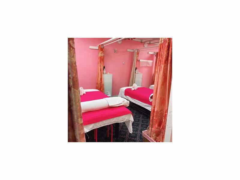 T K Therapy & Foot Massage