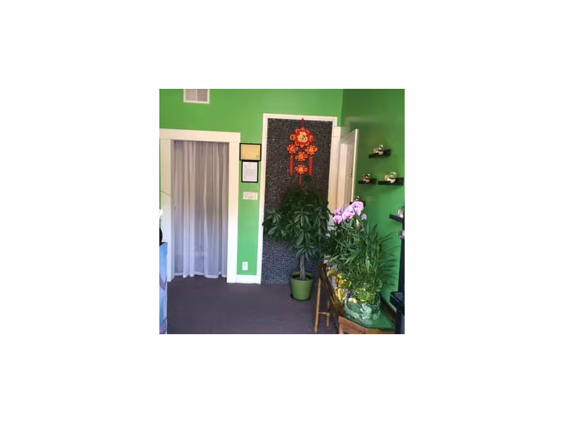 Lucky's Day Spa