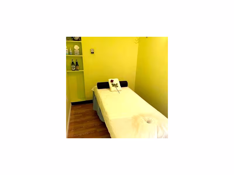 Corner Spa