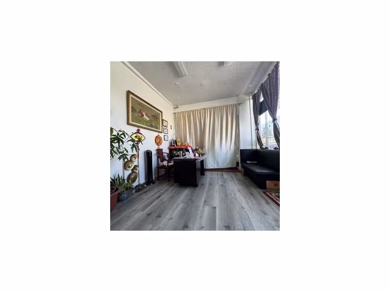 Golden Hands Health Spa