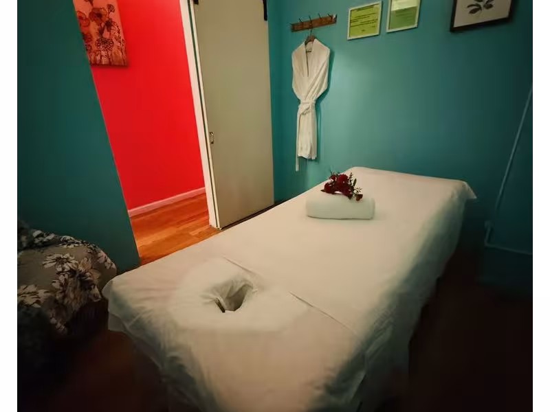Aqua Bliss Spa Massage
