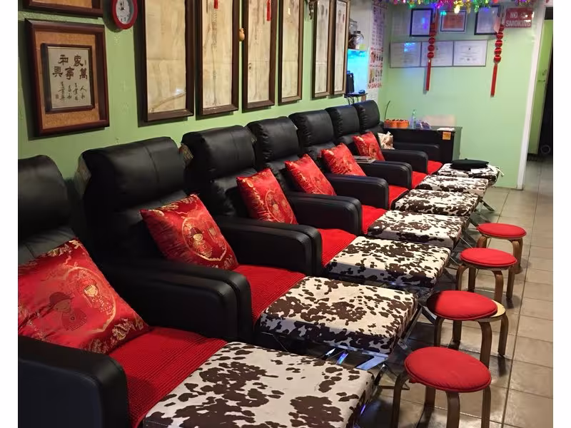 Zheng yi foot spa 正一足疗