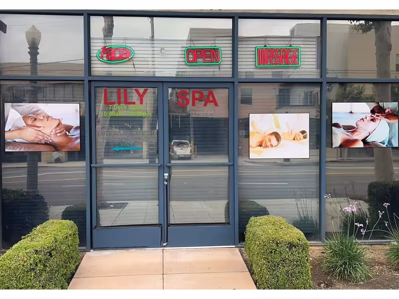 lily spa