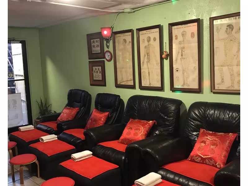 Zheng yi foot spa 正一足疗