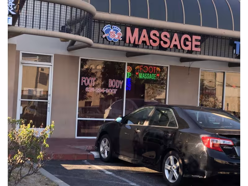 Yi Zu Tang Massage