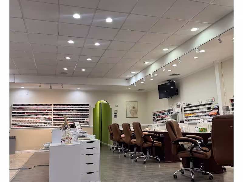 Gee Nail & Spa
