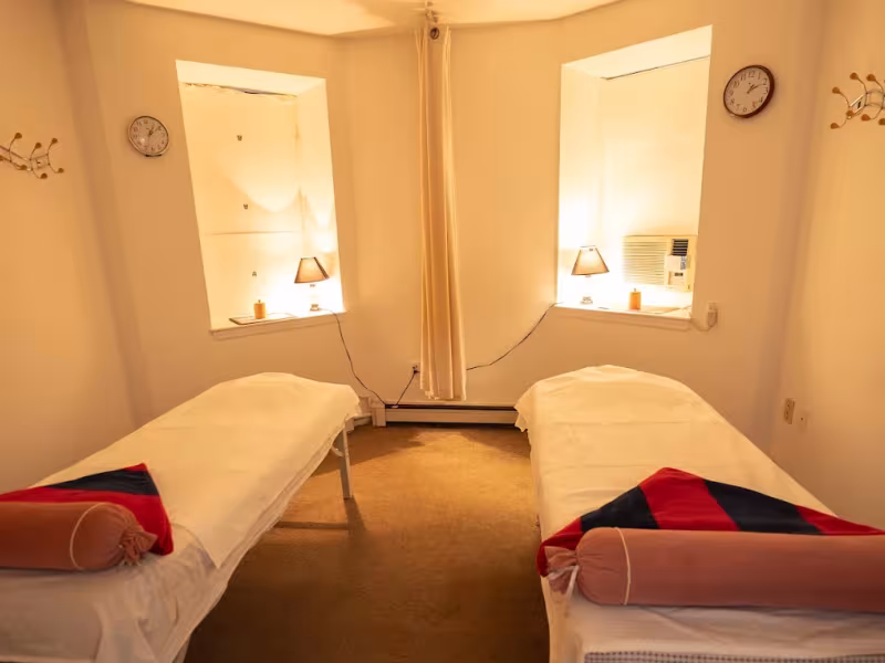 Upper West Side Massage - Hua Kang Best Qi Gong Tui-Na